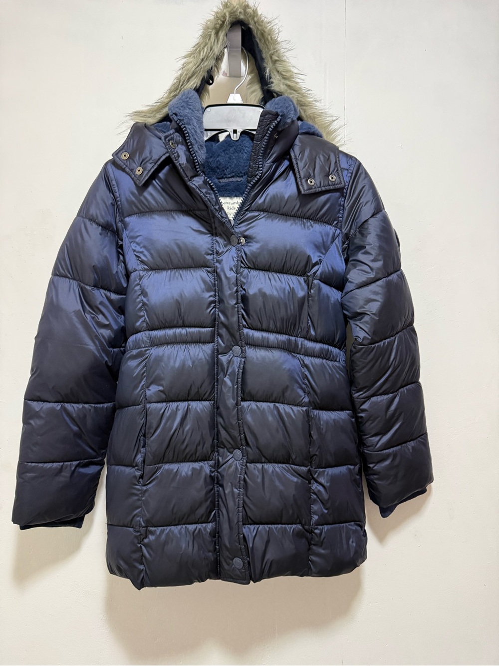 Abercrombie kids Winter Coat with Faux Fur Trim Hood Girl’s Sz 11/12 - Picture 14 of 16
